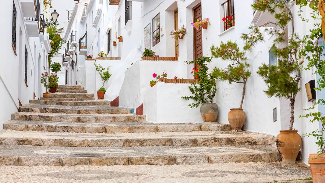 Den Hvide By & Drypstenshule, Nerja Andalusien Nerja Drypstenshule Frigiliana